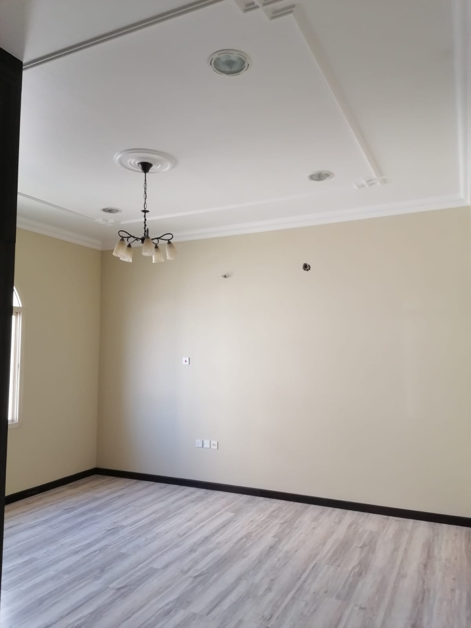 property 7574 image 5