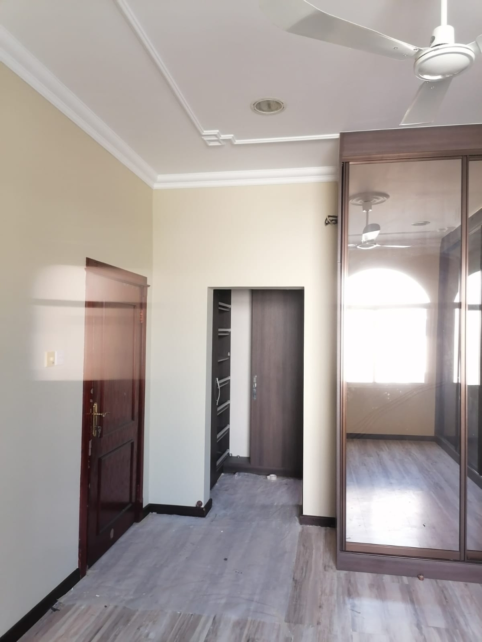 property 7574 image 6