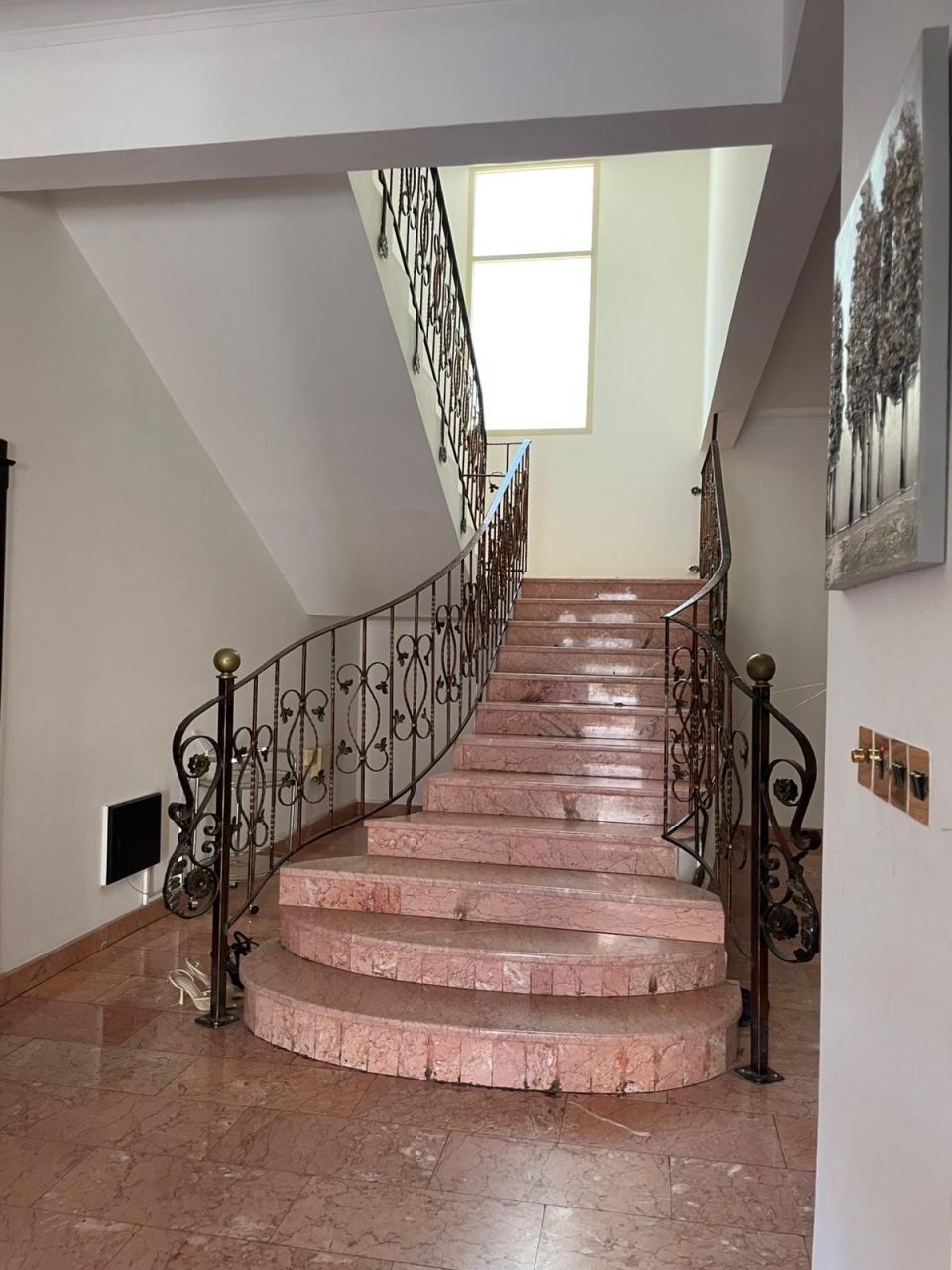 property 7574 image 16