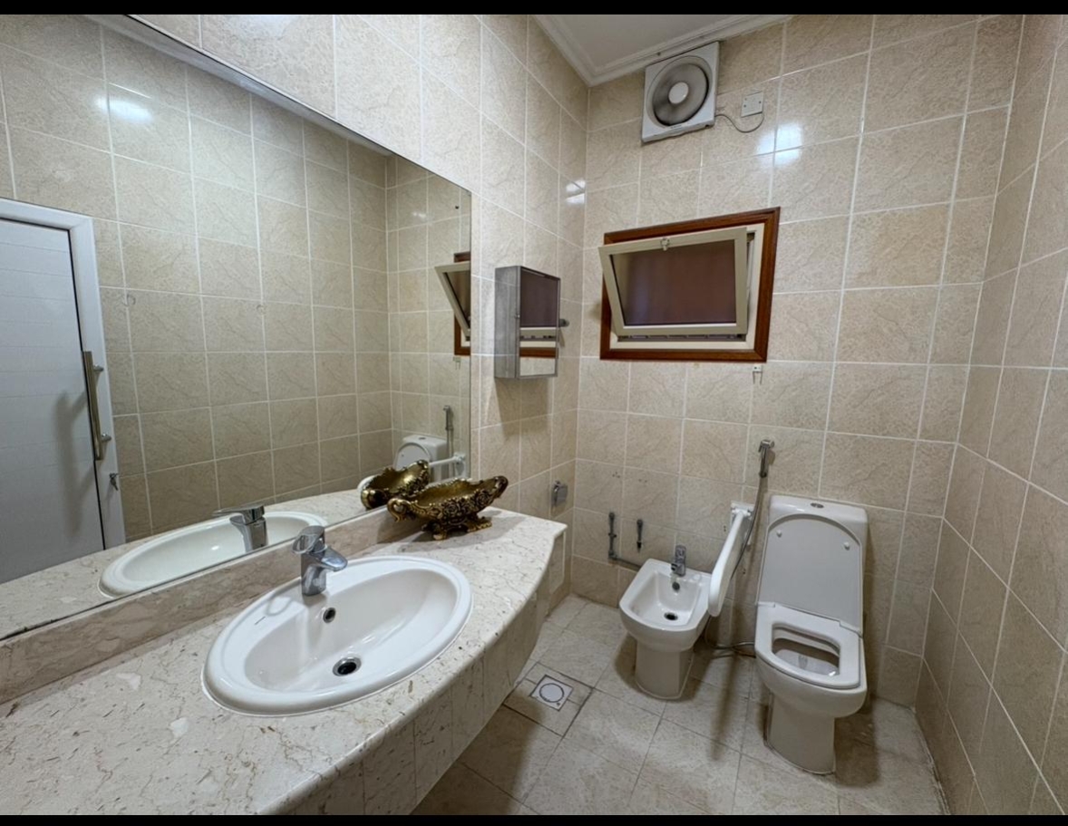 property 7617 image 6