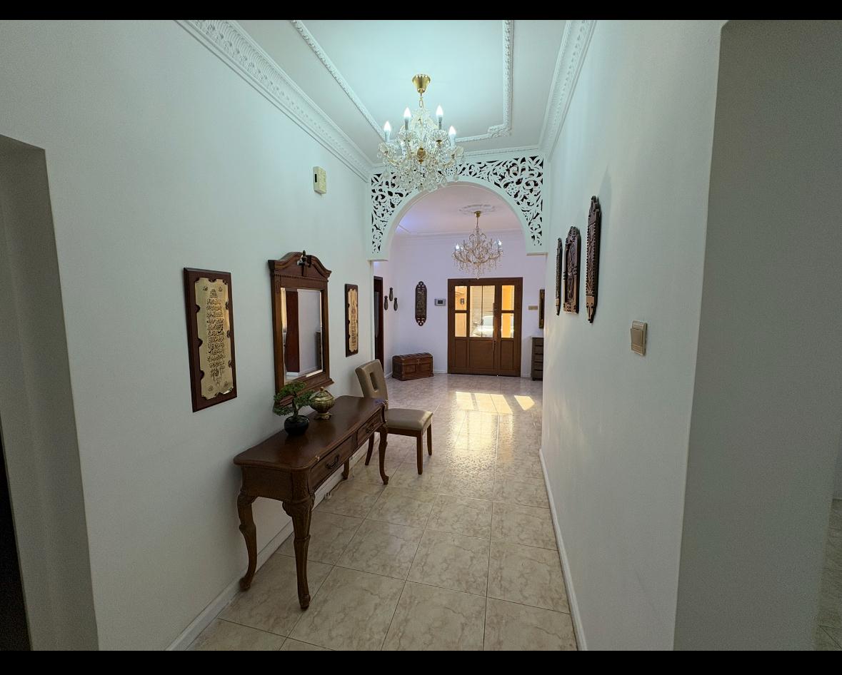 property 7617 image 4