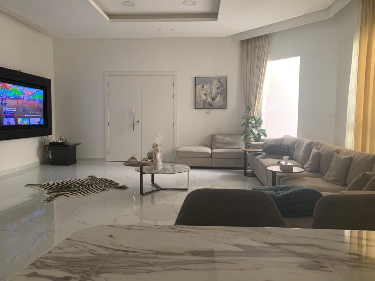 property 7654 image 1
