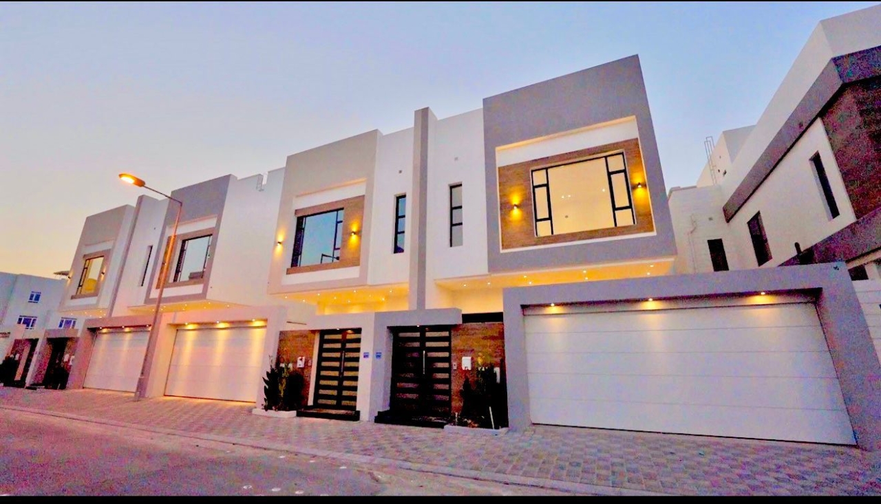 property 7658 image 0
