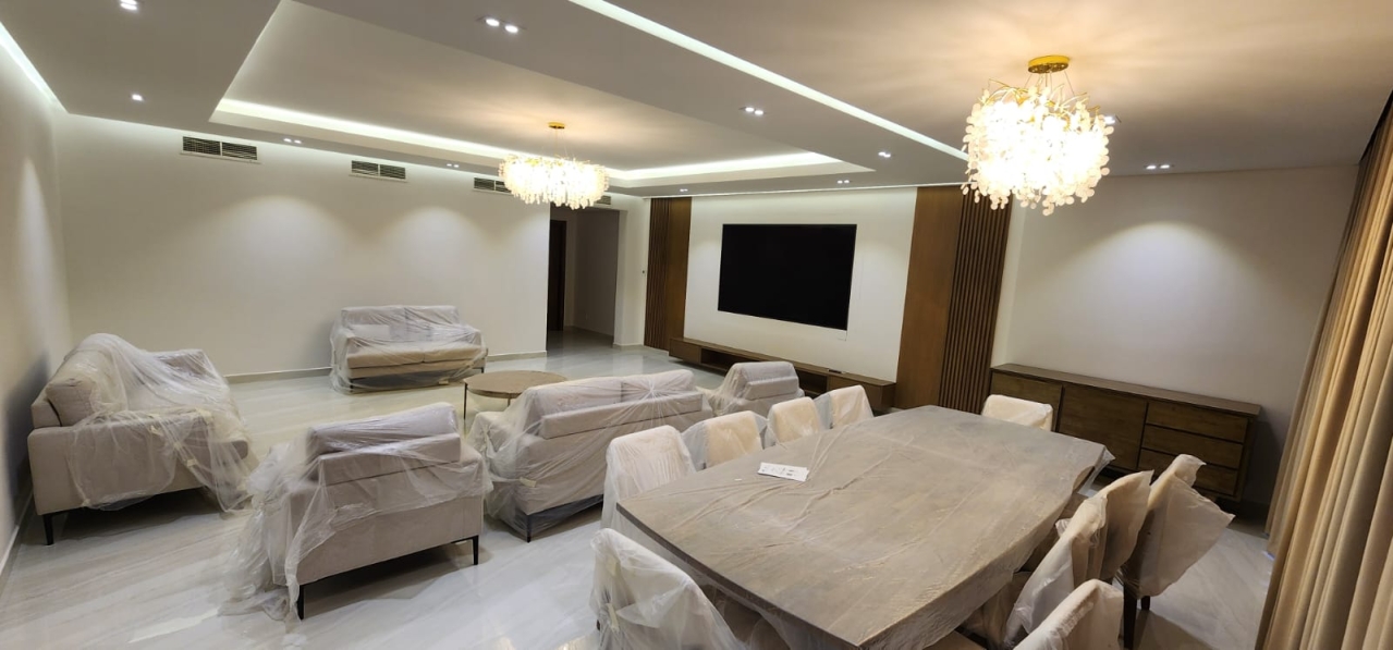 property 7672 image 3