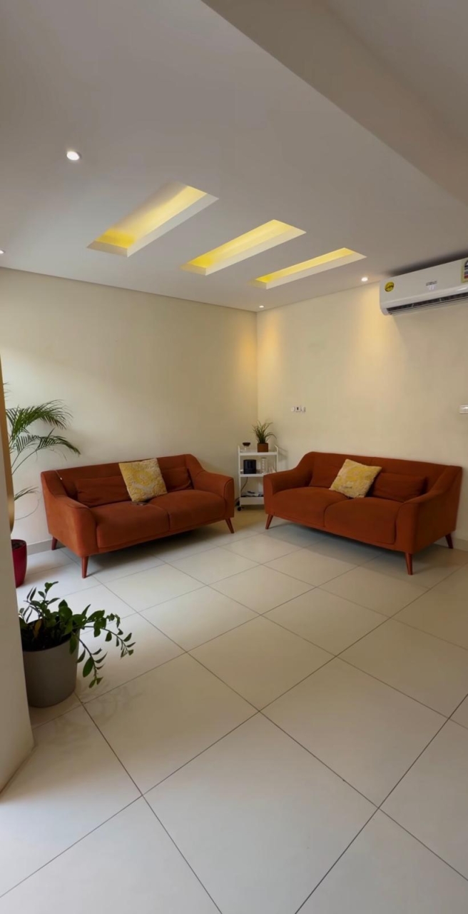 property 7707 image 2