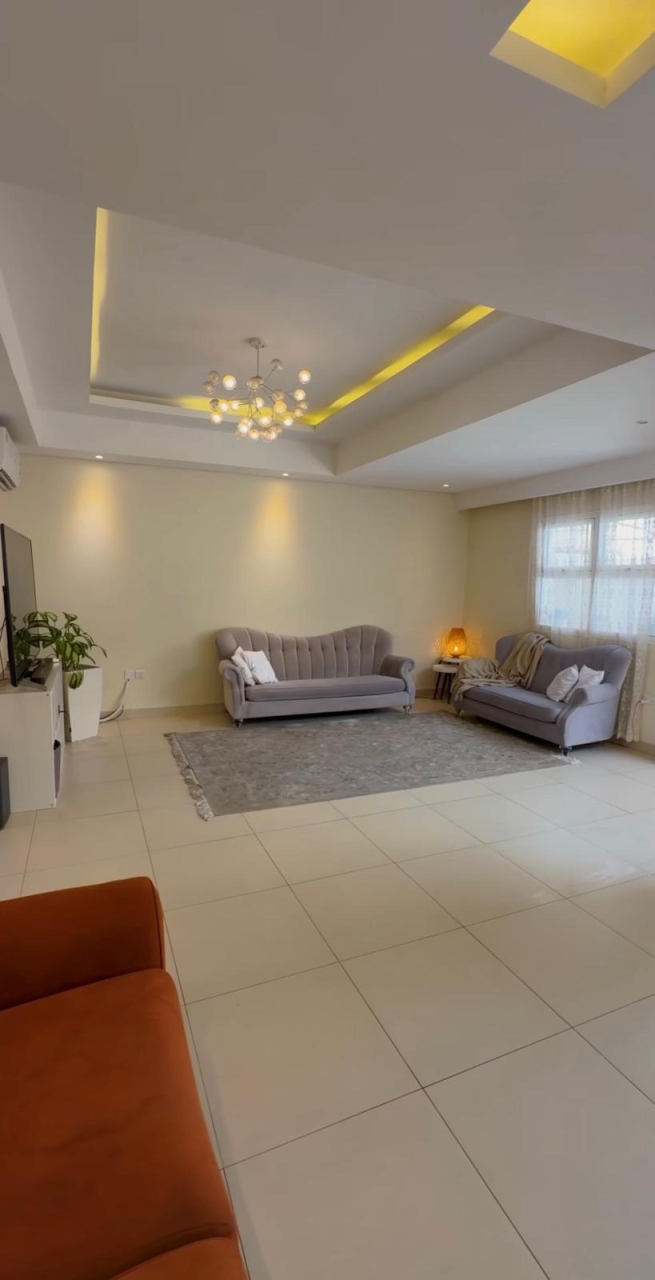 property 7707 image 4