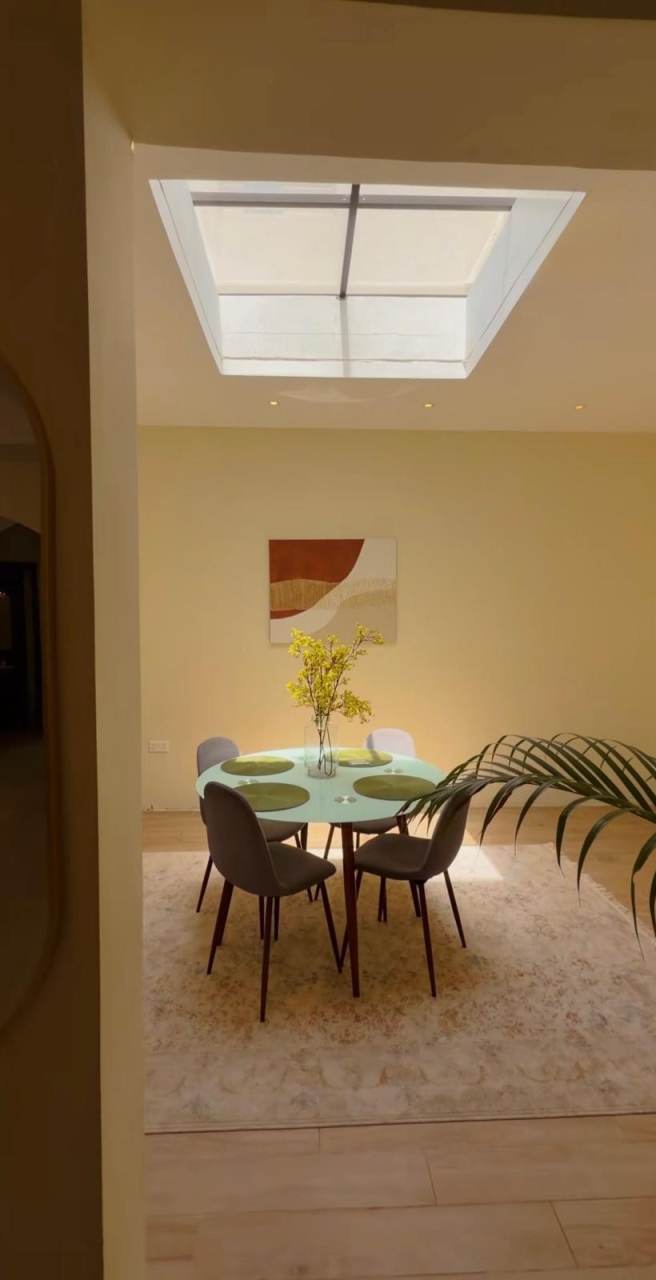 property 7707 image 1