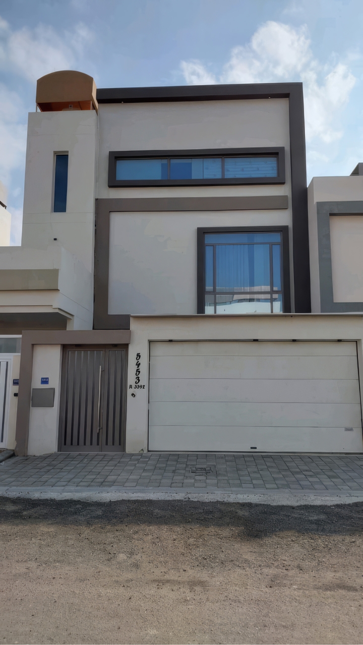 property 7712 image 2