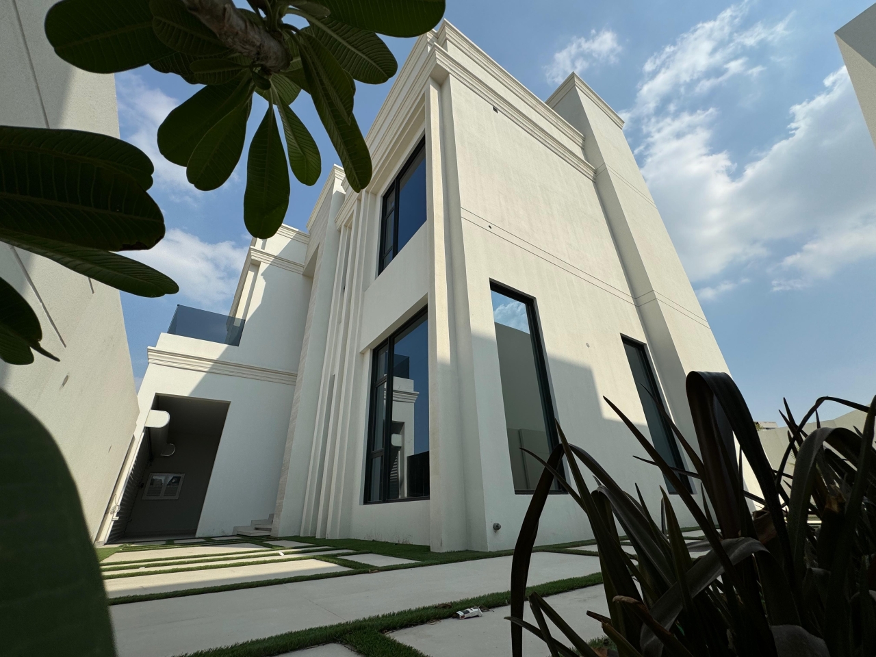 property 7782 image 2
