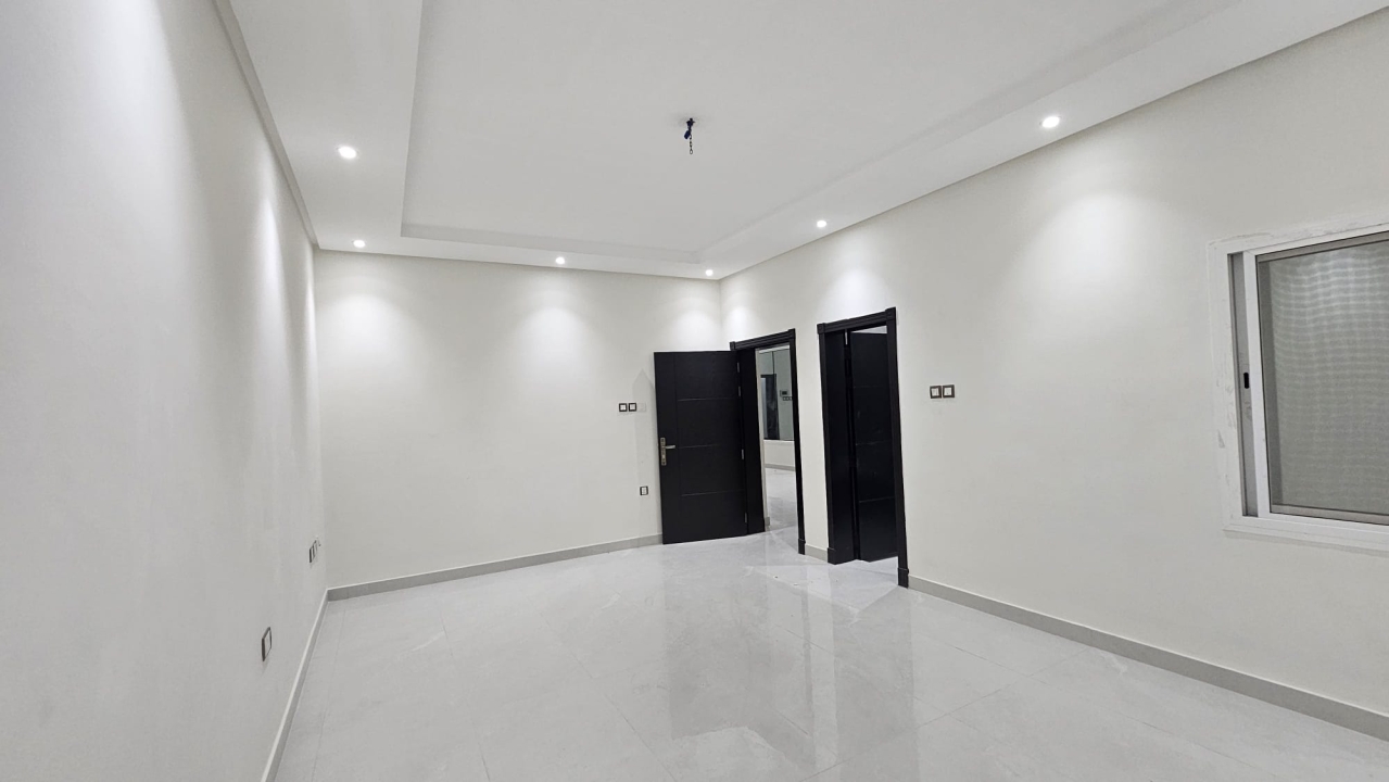 property 7816 image 2