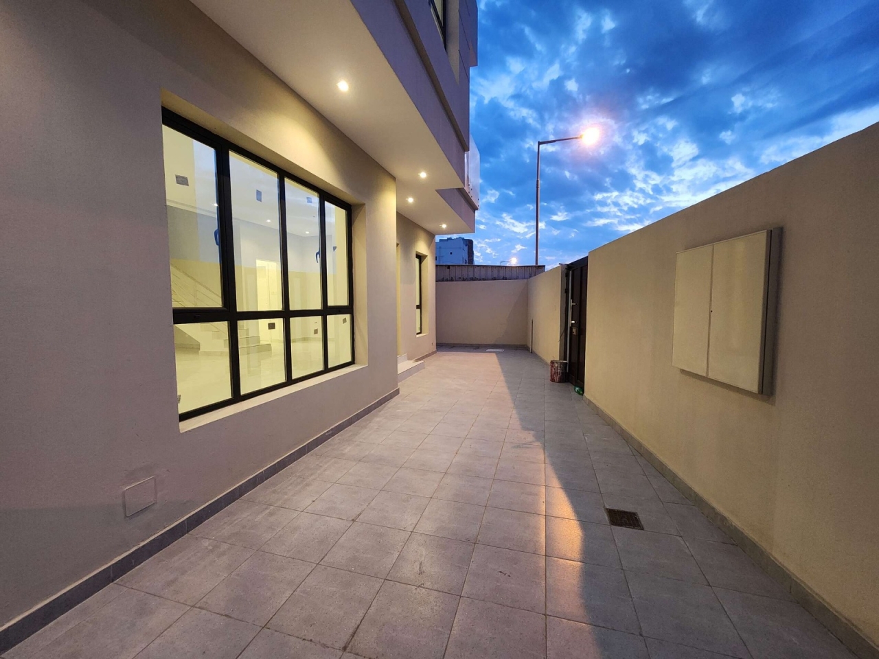 property 7822 image 1