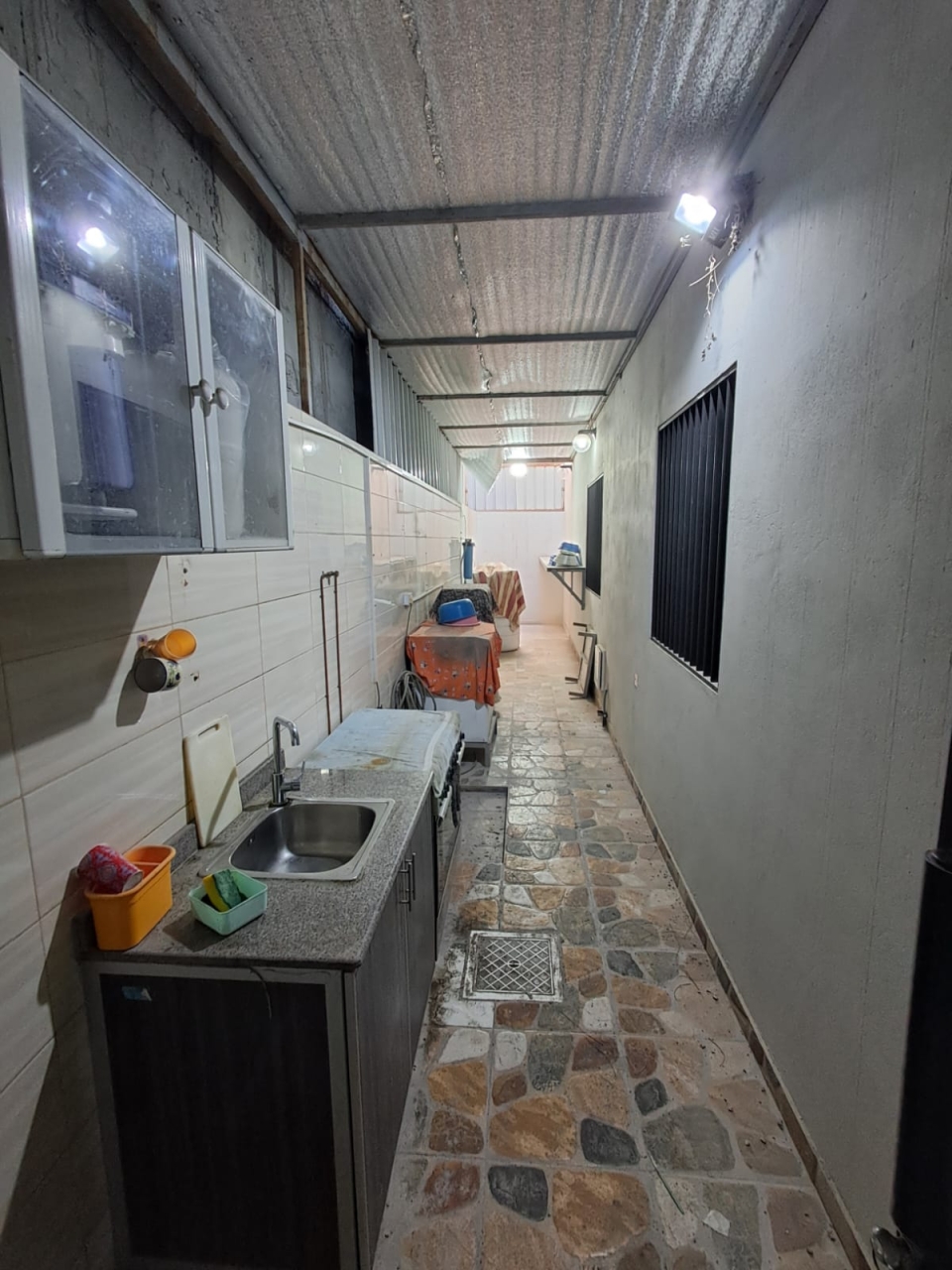 property 7835 image 4