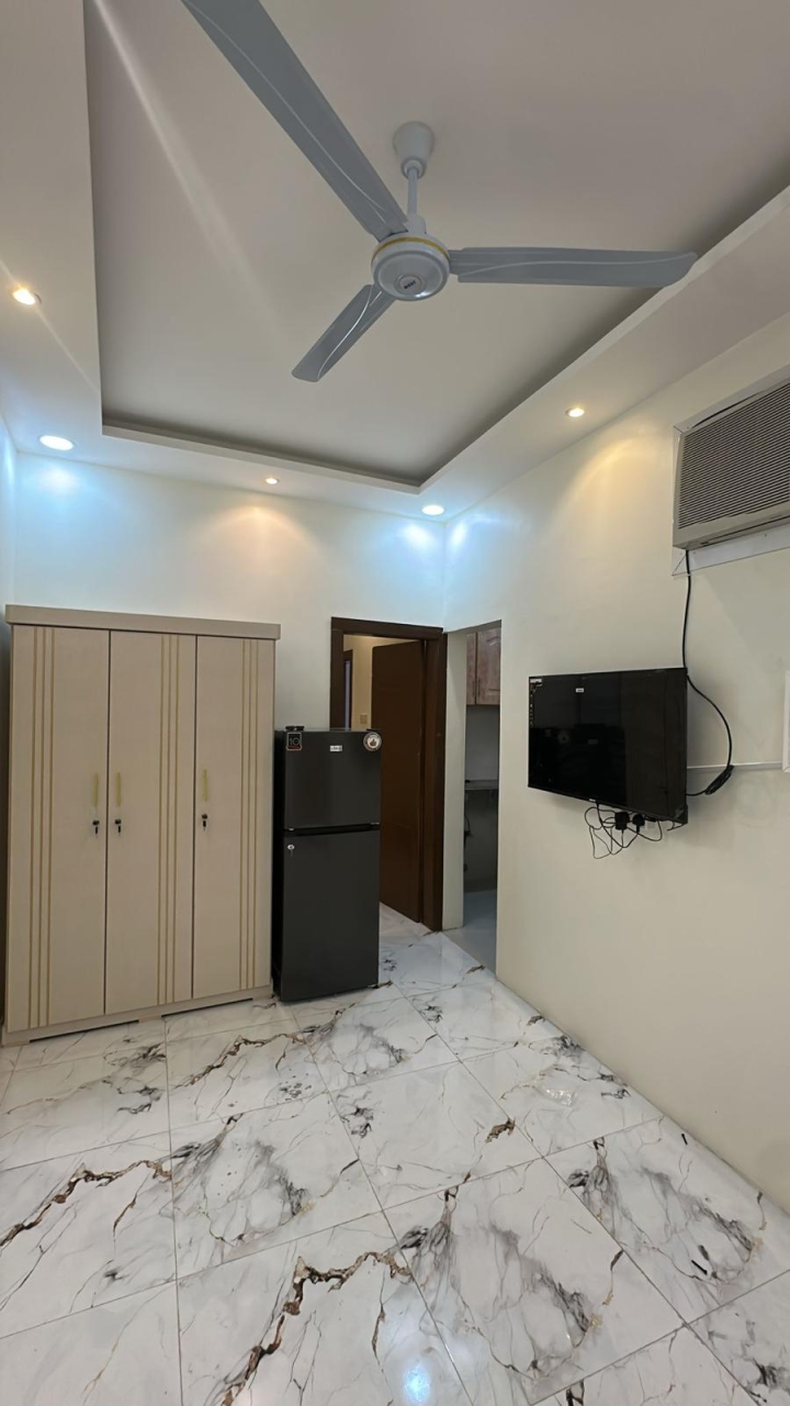 property 7845 image 1