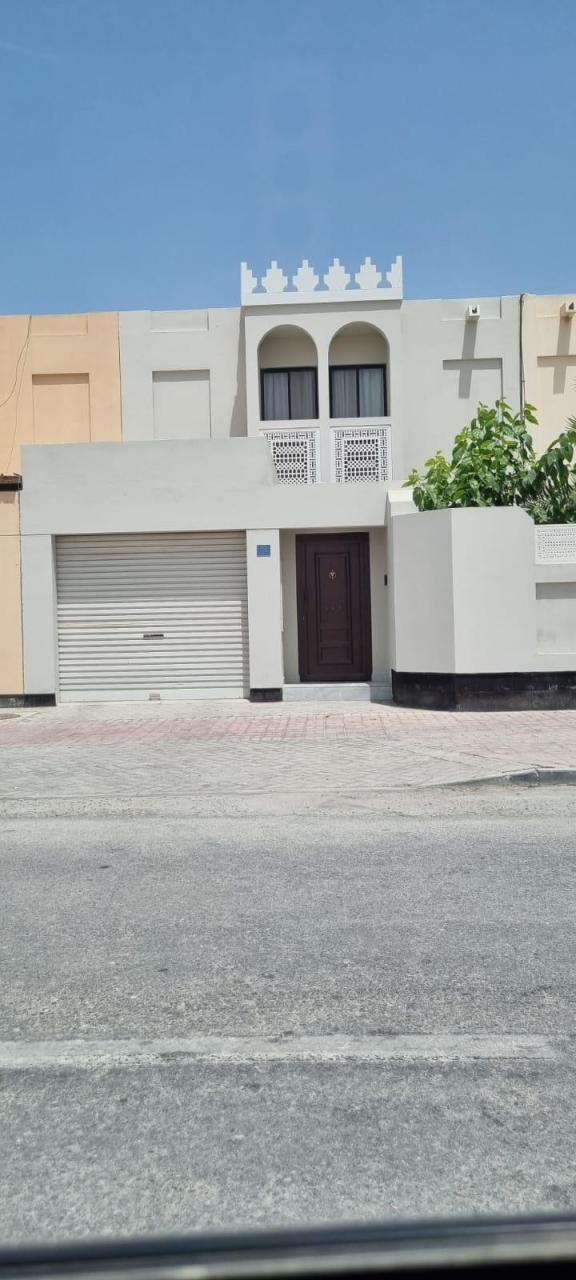 property 7859 image 0