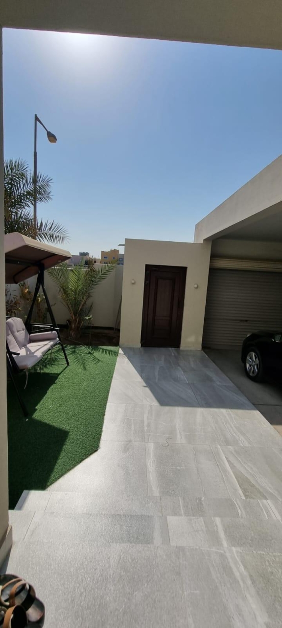 property 7859 image 5