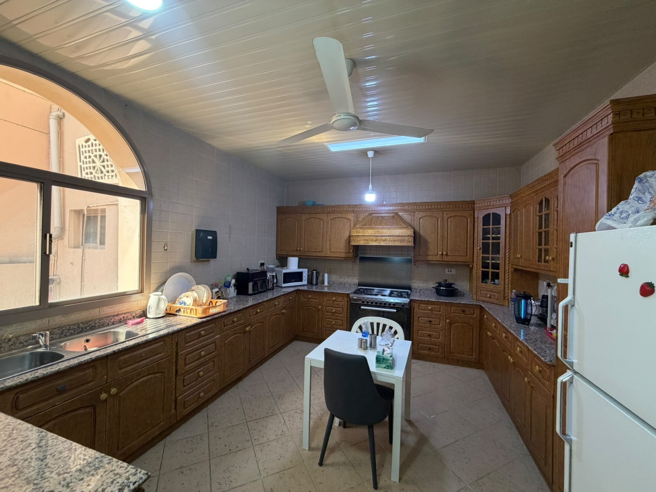 property 8015 image 1
