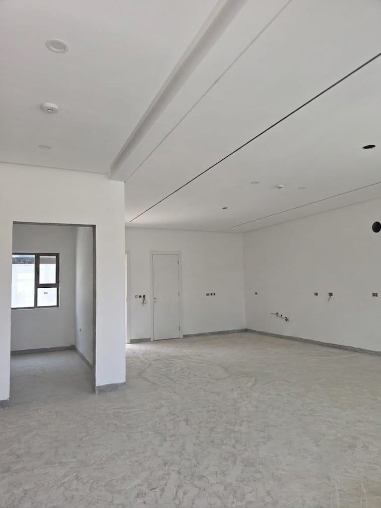 property 8016 image 2