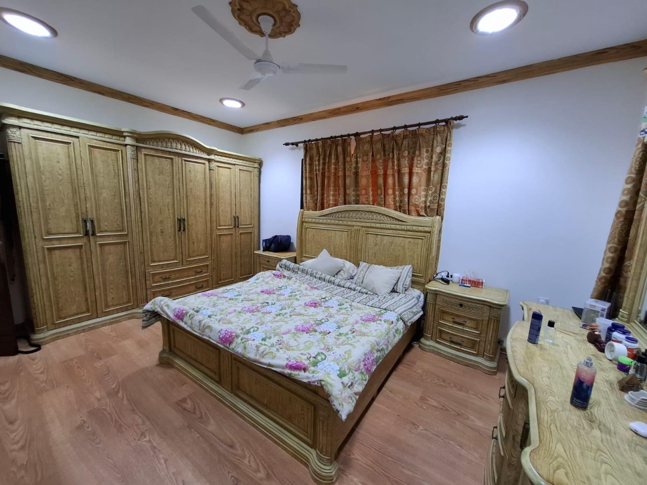 property 8201 image 7