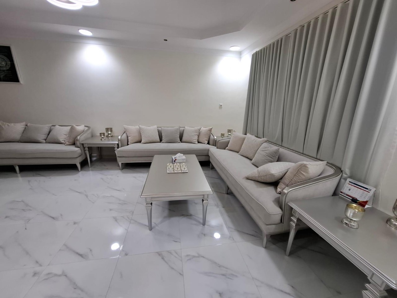 property 8201 image 12