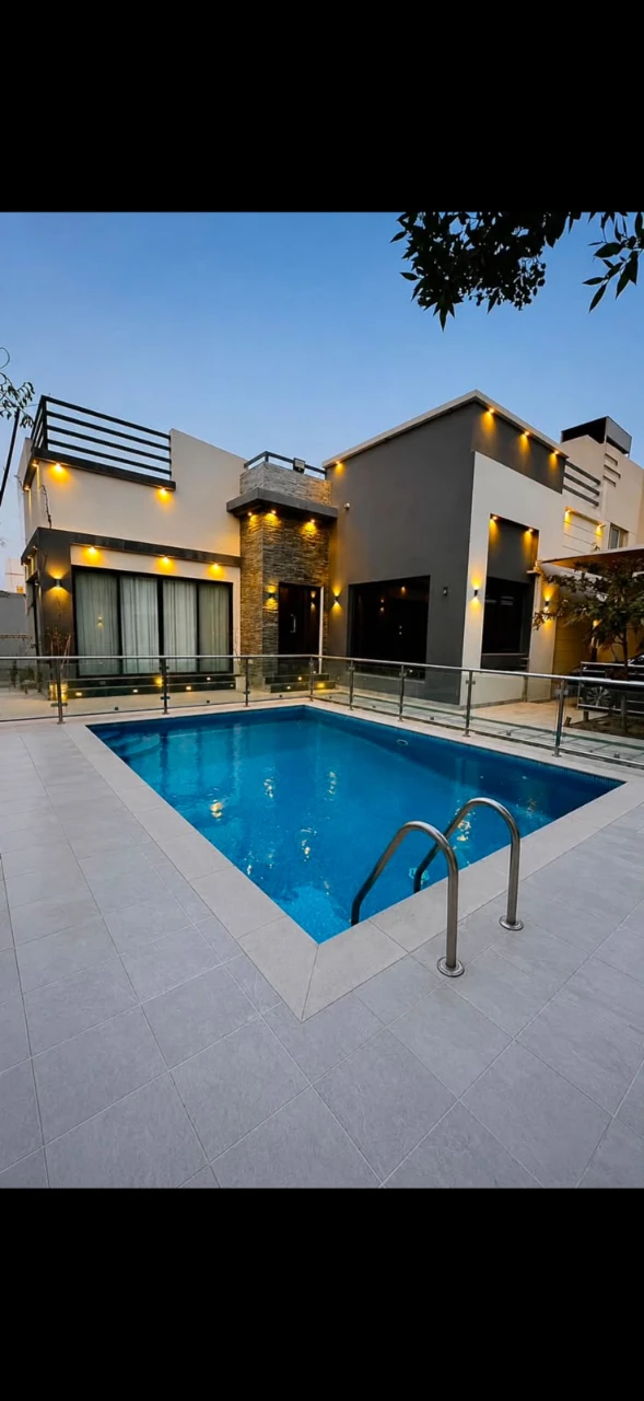 property 8202 image 4