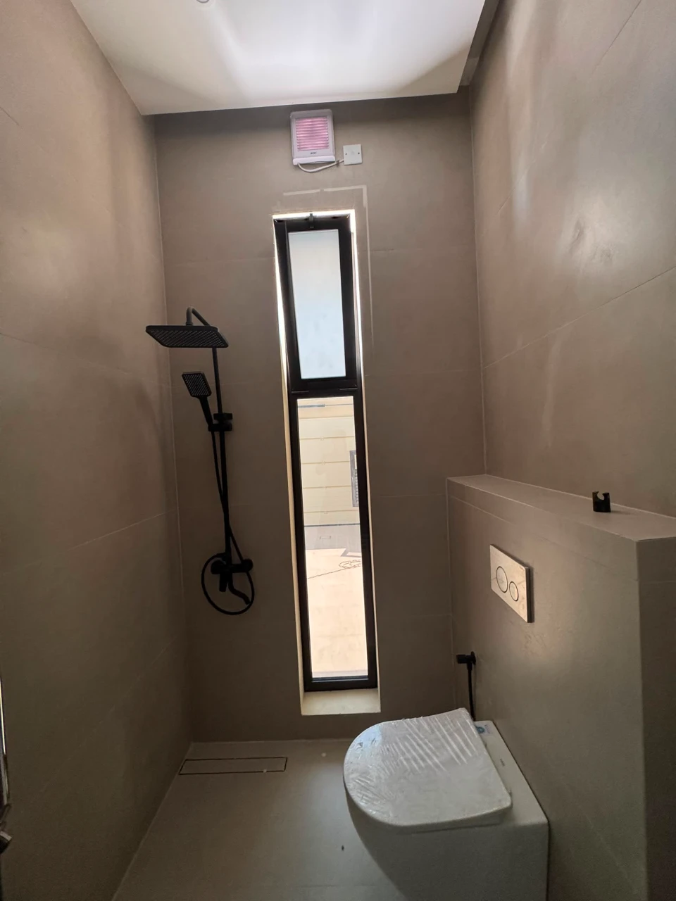 property 8203 image 4