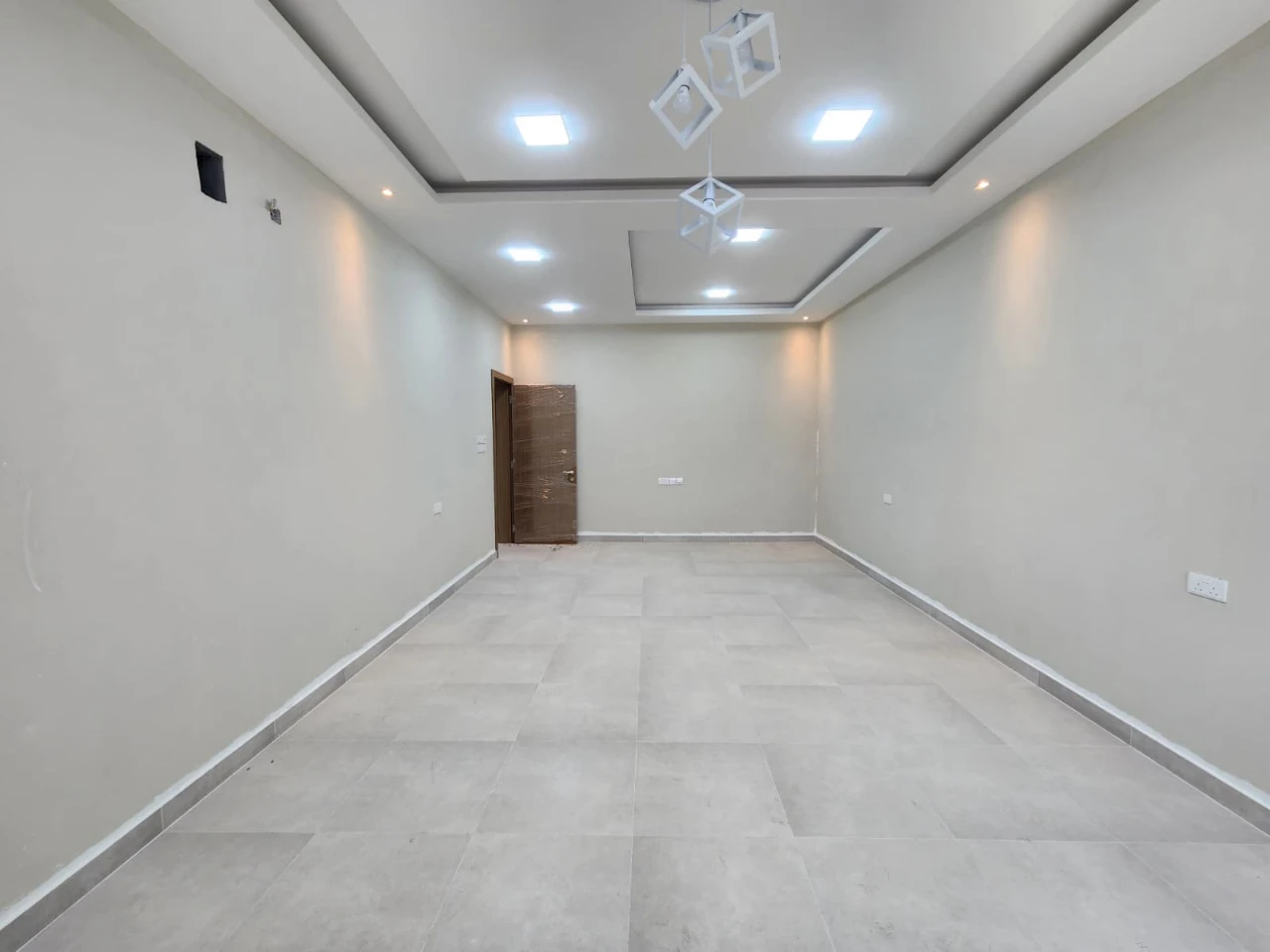 property 8225 image 3