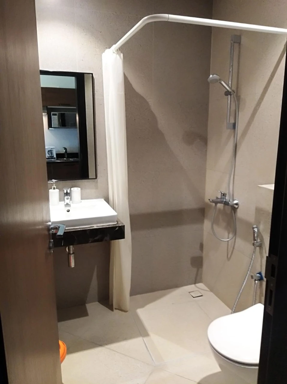 property 8251 image 5