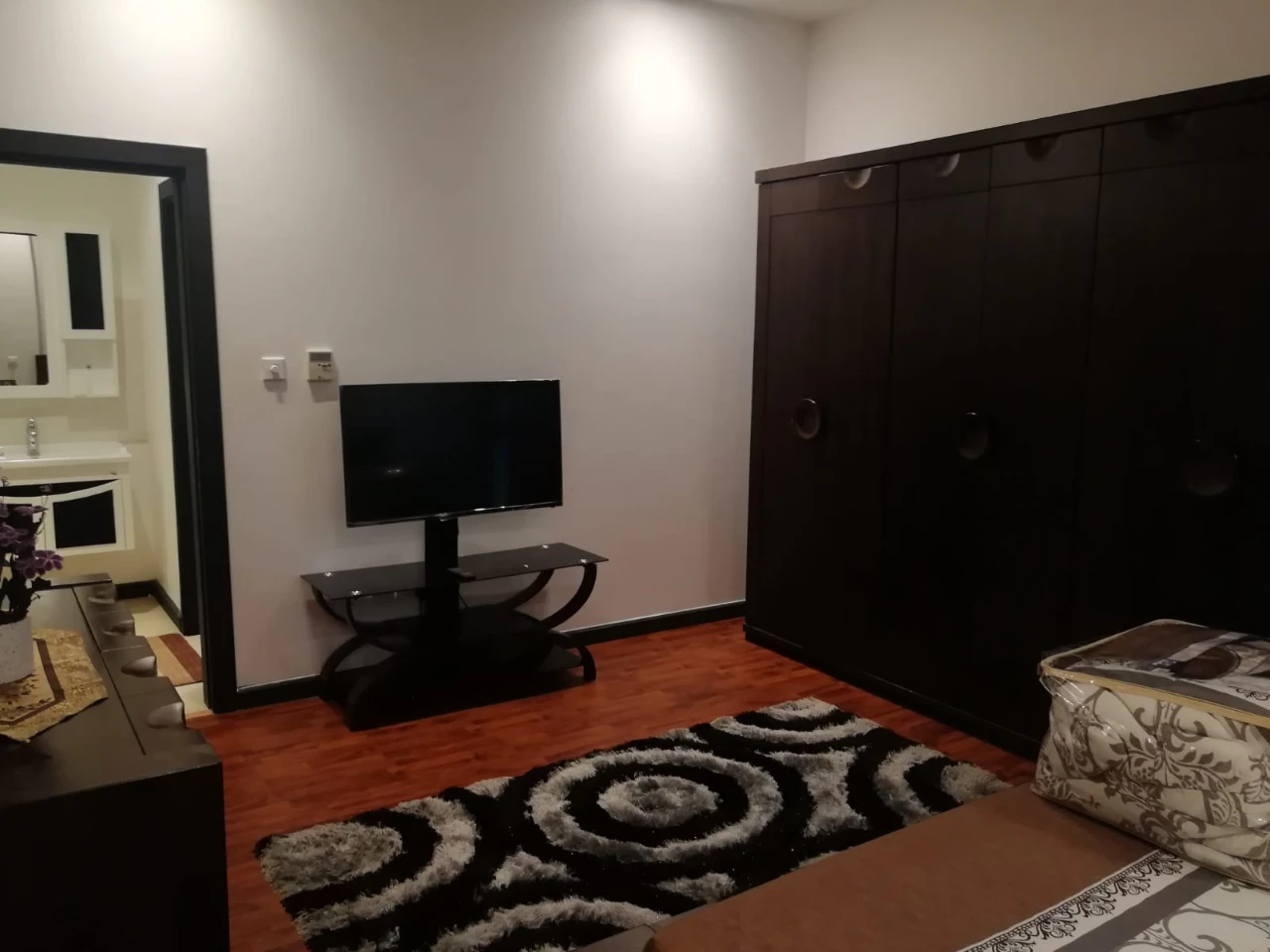 property 8294 image 3