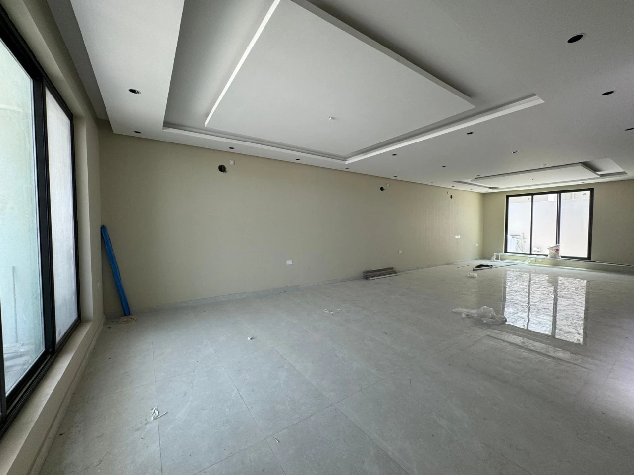 property 8303 image 1