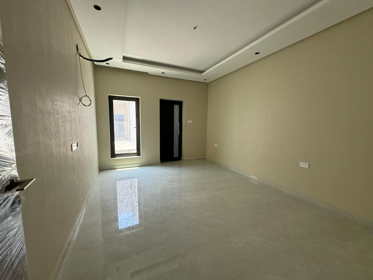 property 8303 image 7