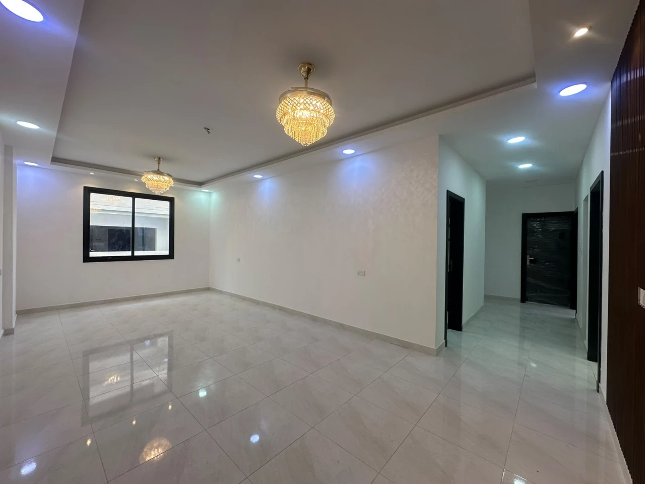 property 8338 image 0