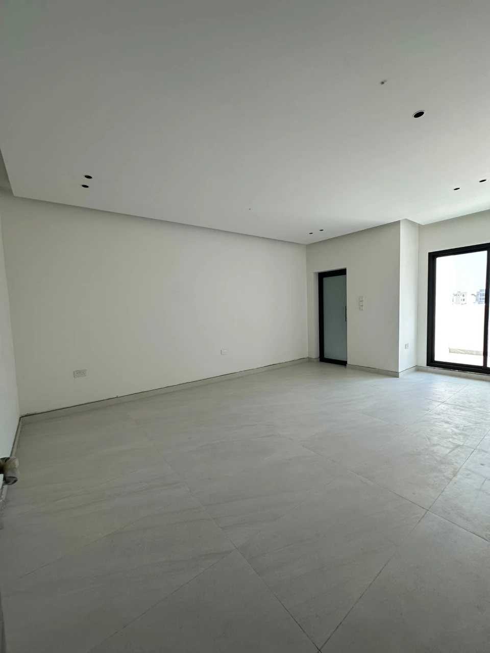 property 8340 image 5