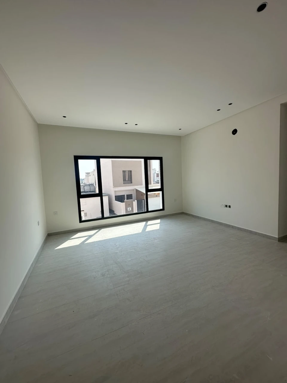 property 8347 image 10