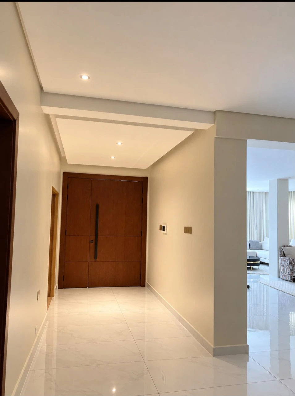 property 8351 image 4